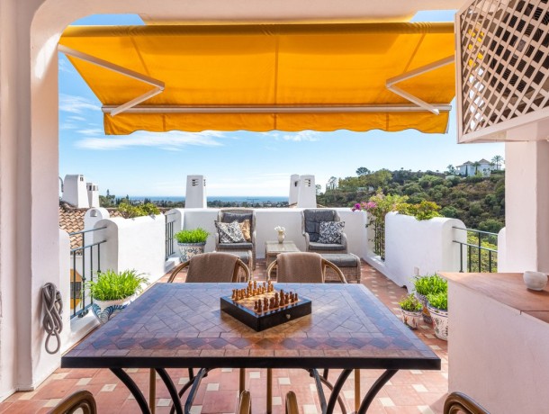 Apartment for sale in Los Arqueros, Marbella