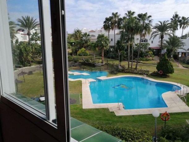 Townhouse for sale in Estepona, Marbella