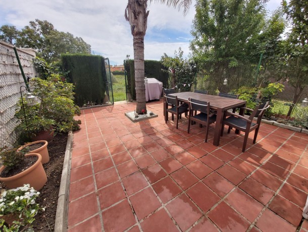 Townhouse for sale in Atalaya, Marbella
