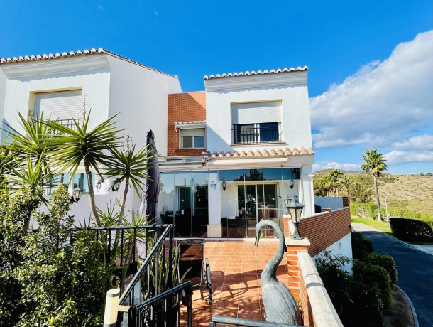 Townhouse for sale in Mijas Costa, Marbella