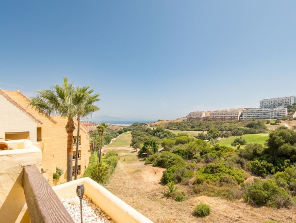 Apartment for sale in La Duquesa, Marbella