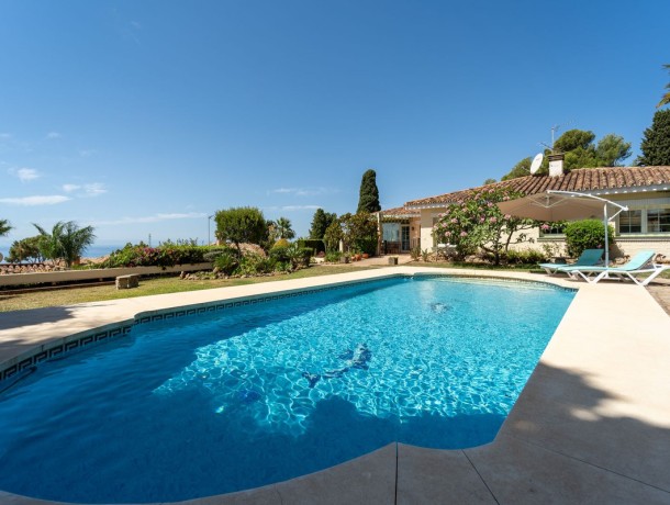 Villa for sale in Benalmadena Costa, Marbella
