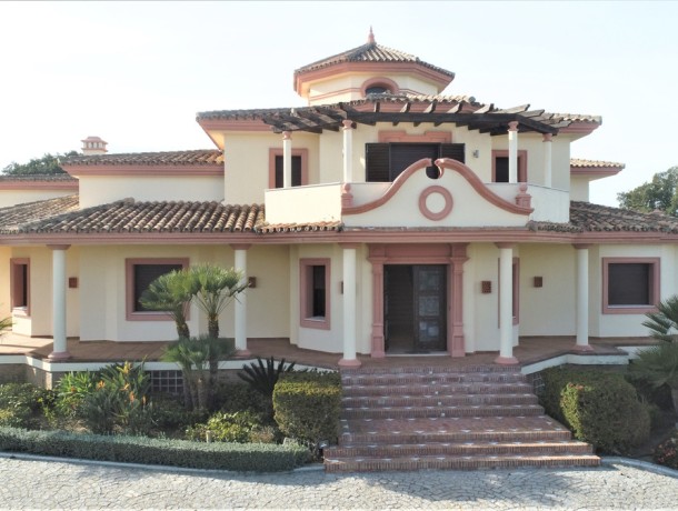 Villa for sale in Sotogrande, Marbella