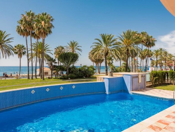 Apartment for sale in Cortijo Blanco, Marbella