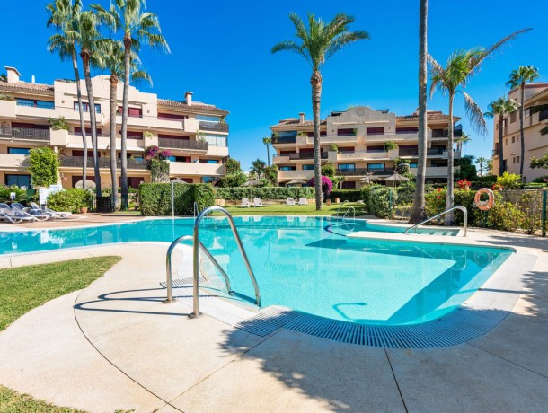 Apartment for sale in Estepona, Marbella