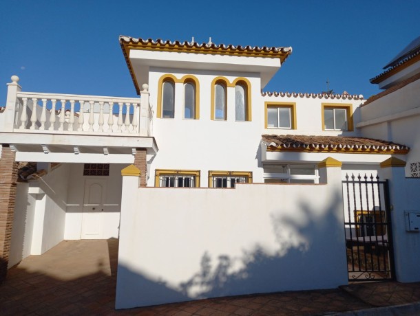 Townhouse for sale in Mijas Costa, Marbella