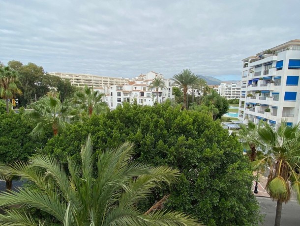 Apartment for sale in Puerto Banús, Marbella