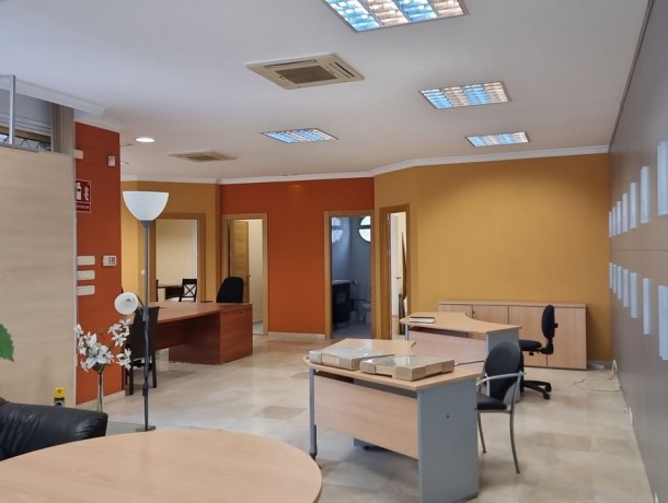 Commercial for sale in Estepona, Marbella