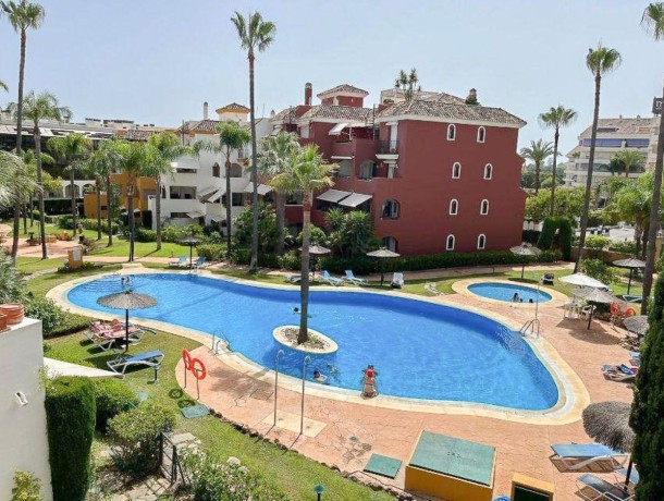 Apartment for sale in The Golden Mile, Marbella