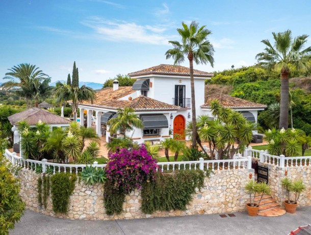 Villa for sale in Alhaurín de la Torre, Marbella