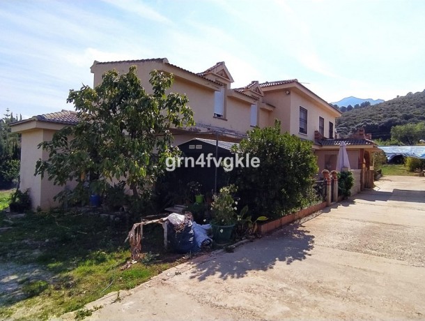 Villa for sale in Alhaurín de la Torre, Marbella