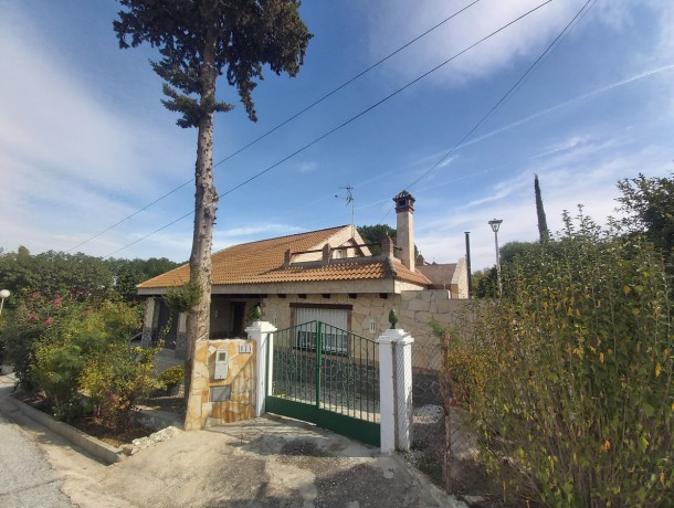 Villa for sale in Coín, Marbella