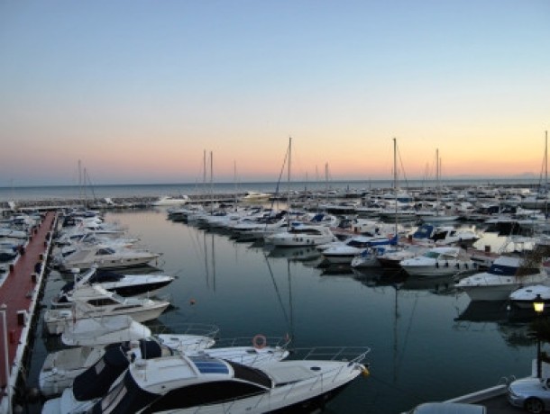 Apartment for sale in Puerto Banús, Marbella