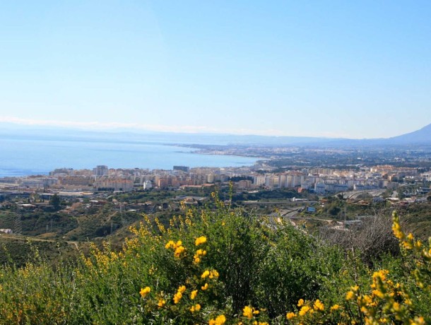 Plot for sale in Altos de los Monteros, Marbella