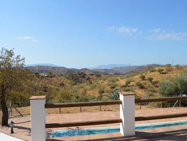 Villa for sale in Alora, Marbella