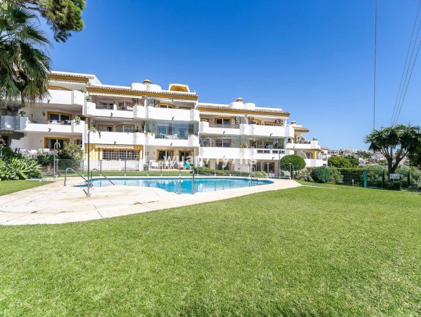 Apartment for sale in Calahonda, Marbella