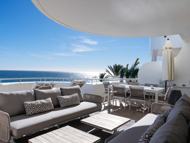 Apartment for sale in Casares, Marbella