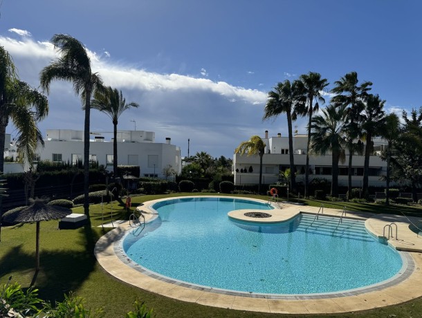 Apartment for sale in Nueva Andalucía, Marbella