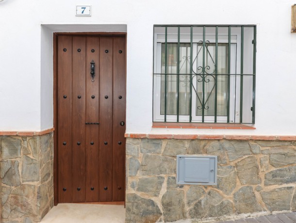 Townhouse for sale in Guaro, Marbella
