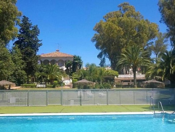 Apartment for sale in Cortijo Blanco, Marbella