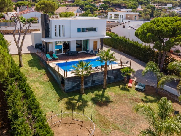 Villa for sale in Alhaurín de la Torre, Marbella