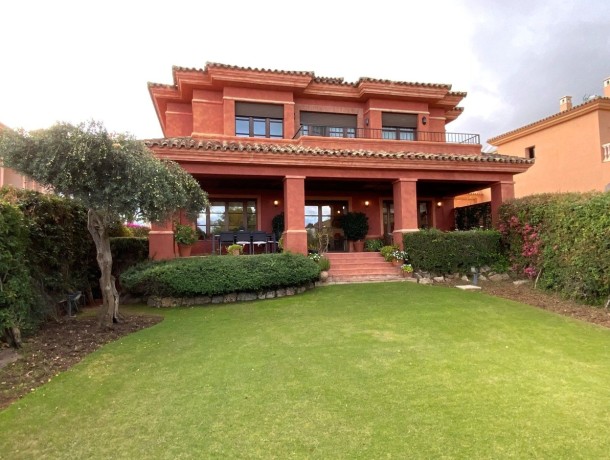 Villa for sale in Marbella, Marbella
