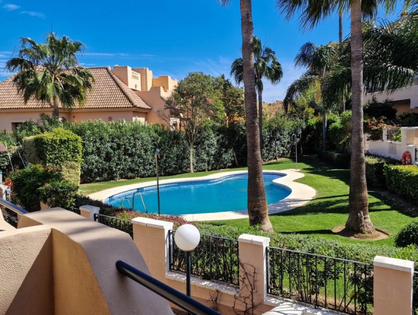 Townhouse for sale in La Duquesa, Marbella