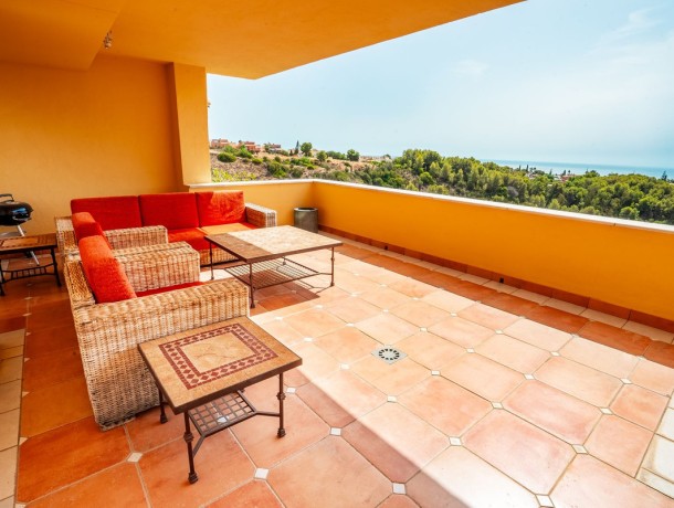 Apartment for sale in Sierra Blanca, Marbella