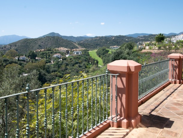 Apartment for sale in Benahavís, Marbella