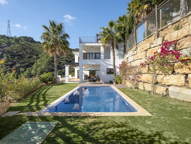 Villa for sale in Benahavís, Marbella