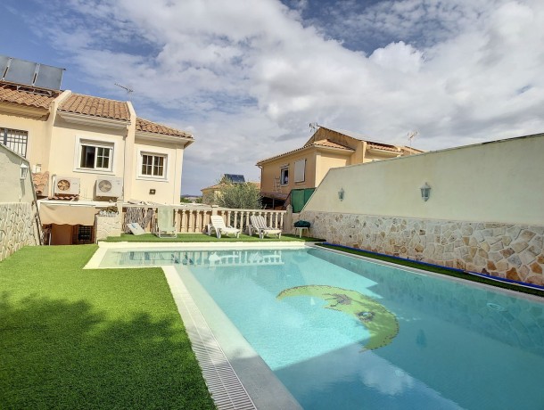 Villa for sale in Málaga, Marbella