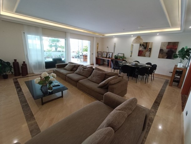 Apartment for sale in Puerto Banús, Marbella