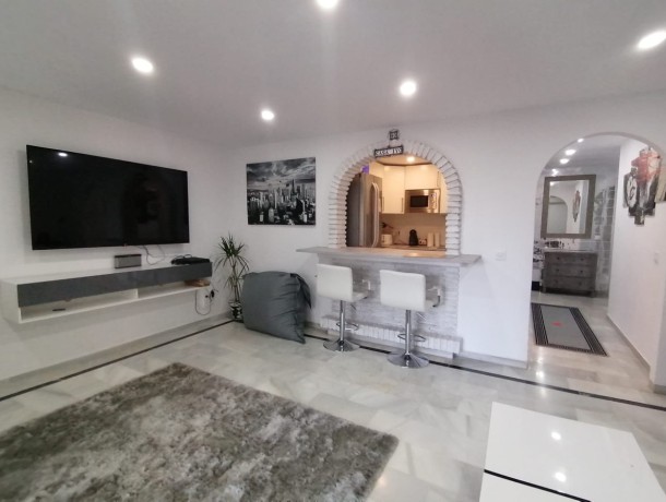 Apartment for sale in Calahonda, Marbella
