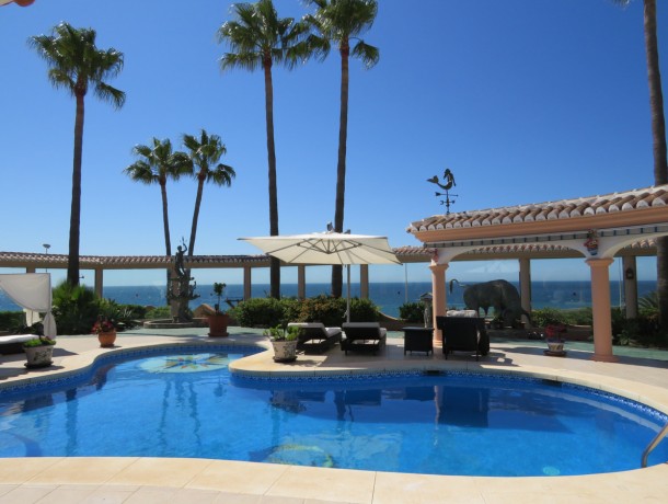 Villa for sale in Mijas Costa, Marbella