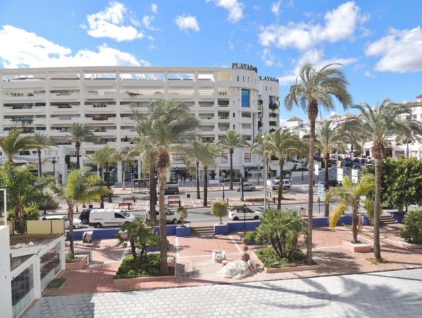 Apartment for sale in Puerto Banús, Marbella