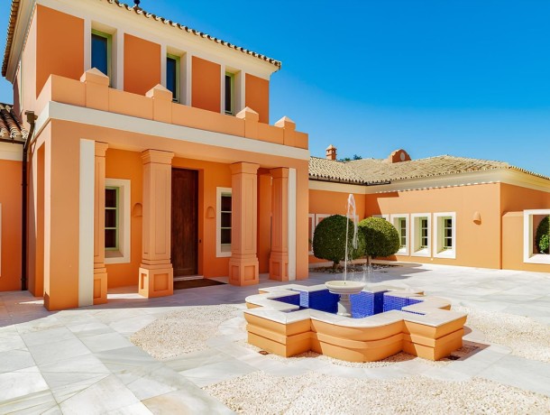 Villa for sale in Sotogrande Alto, Marbella