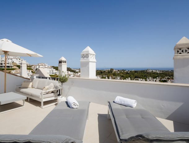 Apartment for sale in Nueva Andalucía, Marbella