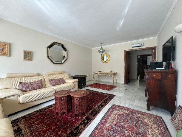 Apartment for sale in Estepona, Marbella