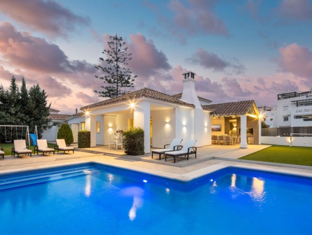 Villa for sale in Bel Air, Marbella