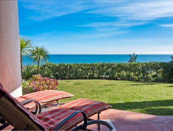 Apartment for sale in Puerto Banús, Marbella