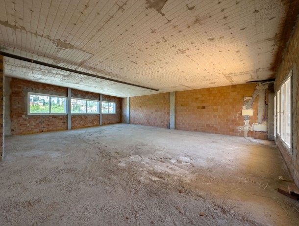 Commercial for sale in Coín, Marbella