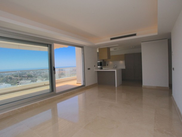 Apartment for sale in Los Arqueros, Marbella