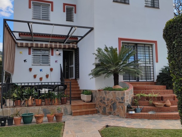 Villa for sale in Alhaurín de la Torre, Marbella