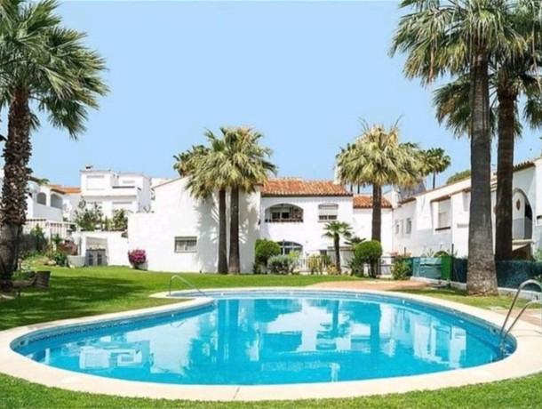 Townhouse for sale in Bel Air, Marbella
