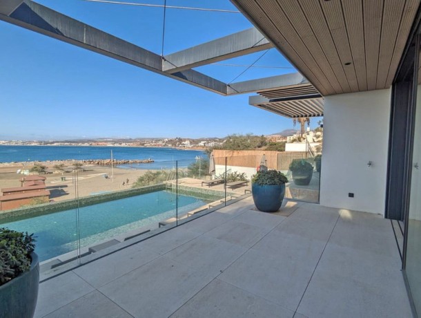 Apartment for sale in Estepona, Marbella