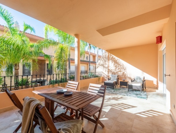 Apartment for sale in Nueva Andalucía, Marbella