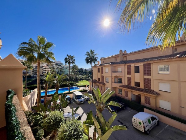Apartment for sale in Riviera del Sol, Marbella