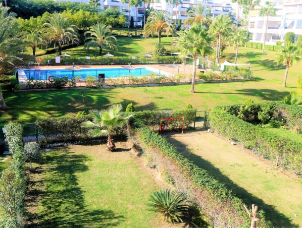Townhouse for sale in Estepona, Marbella