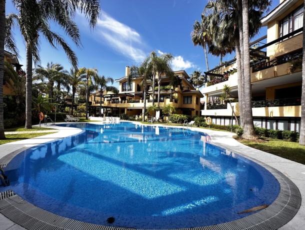 Apartment for sale in Puerto Banús, Marbella