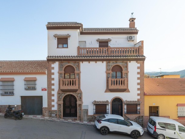 Villa for sale in Alora, Marbella